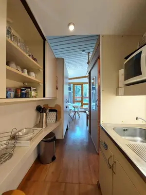 Cuisine ou kitchenette dans l'établissement Résidence Bellecote - Studio 5 personnes pied des pistes MAE-5674