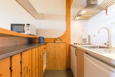 Cuisine ou kitchenette dans l'établissement Résidence Varet 3 - Studio 5 personnes MAE-5814