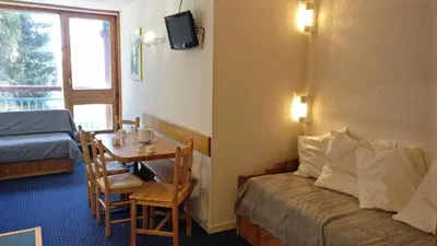Un ou plusieurs lits dans un hébergement de l'établissement Résidence Belles Challes - Studio 4 personnes pied des pistes MAE-6094