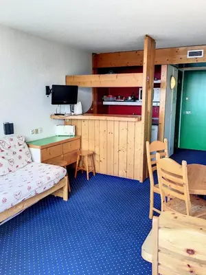 Cuisine ou kitchenette dans l'établissement Résidence Tournavelles 2 - Deux pièces 5 personnes front de neige MAE-6374