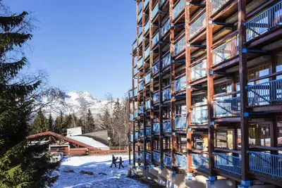 Vue générale sur la montagne ou vue sur la montagne depuis l'appartement