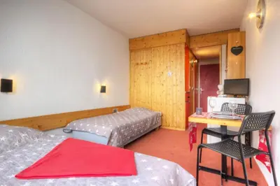 Un ou plusieurs lits dans un hébergement de l'établissement Résidence Grand Arbois - Studio 2 personnes centre station MAE-6594
