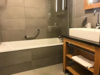 Salle de bains dans l'établissement Résidence Monarques Edenarc - Appartement de standing 3 Pièces 6 personnes MAE-7774