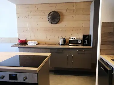 Cuisine ou kitchenette dans l'établissement Résidence Varet 2 - Appartement rénové 3 pièces 7 personnes MAE-7824