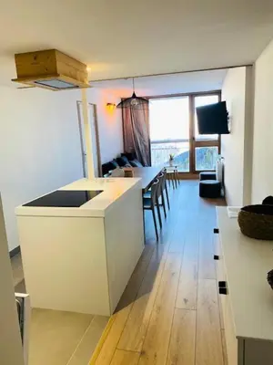 Cuisine ou kitchenette dans l'établissement Résidence Varet 2 - Appartement rénové 3 pièces 7 personnes MAE-7834