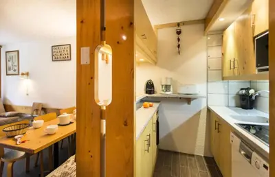Cuisine ou kitchenette dans l'établissement Résidence Nova 1 - Appartement 2 pièces 6 personnes proche des pistes MAE-7984