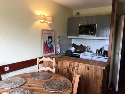 Cuisine ou kitchenette dans l'établissement Résidence Ruitor - Deux pièces 4 personnes MAE-1904