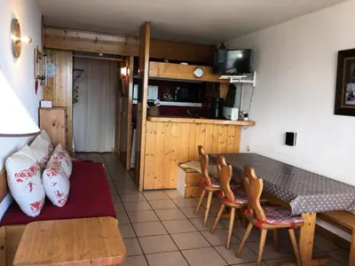 Cuisine ou kitchenette dans l'établissement Résidence Bequi Rouge - 2 pièces 5 personnes MAE-8314