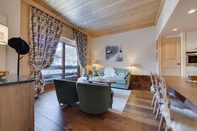 Coin salon dans l'établissement Appartement dans le centre de Val d'Isère