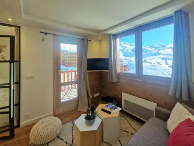 Coin salon dans l'établissement Le Refuge, 2050m La Plagne, Luxury apartment