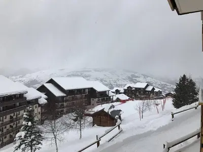L'établissement Studio rénové de 26 m² pour 4 pers avec balcon, accès pistes, animaux admis - Vallandry - FR-1-757-116 en hiver