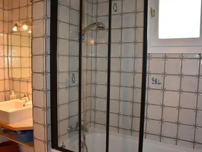 Plan de l'établissement Appartement rénové avec grande terrasse et animaux admis - FR-1-464-238