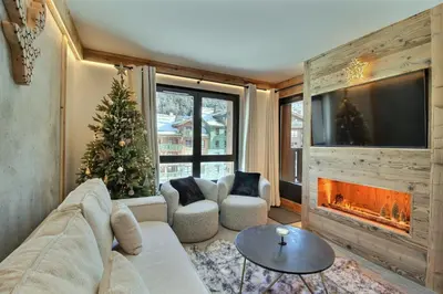 Télévision ou salle de divertissement dans l'établissement ARC 1950, Appartement 2 chambres, 8 personnes