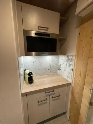 Cuisine ou kitchenette dans l'établissement Studio les Tufs pied des pistes Tignes Val Claret départ ESF