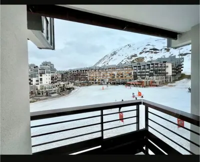 Vue générale sur la montagne ou vue sur la montagne depuis l'appartement