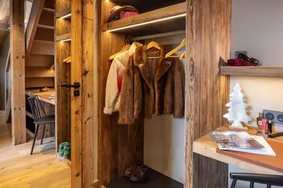 Plan de l'établissement Chalet privé de Luxe IGLOO avec Piscine Sauna et Cheminée, 4 chambres, 220m2 by HOTEL MONTBLANC