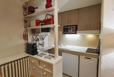 Cuisine ou kitchenette dans l'établissement MyHome - Génépis 29 - 4pax skis aux pieds Val Claret
