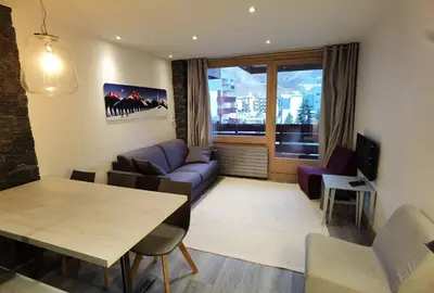 Coin salon dans l'établissement MyHome - Curling A3 15 - Très beau 2 pièces 4pax skis aux pieds - Val Claret