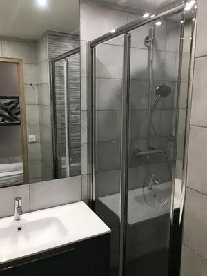 Salle de bains dans l'établissement MyHome - Curling A3 15 - Très beau 2 pièces 4pax skis aux pieds - Val Claret