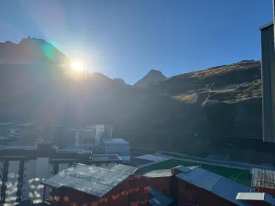 Vue générale sur la montagne ou vue sur la montagne depuis l'appartement
