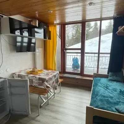 Duplex calme près des pistes avec balcon - FR-1-346-578