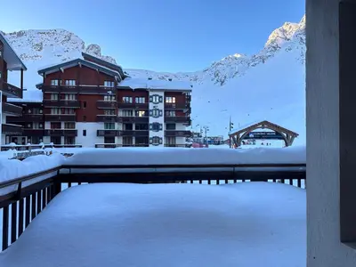 L'établissement Appartement Ski aux Pieds 2100m - Le Nid Tignes Val Claret en hiver