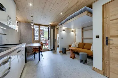 Cuisine ou kitchenette dans l'établissement Appartement Ski aux Pieds 2100m - Le Nid Tignes Val Claret