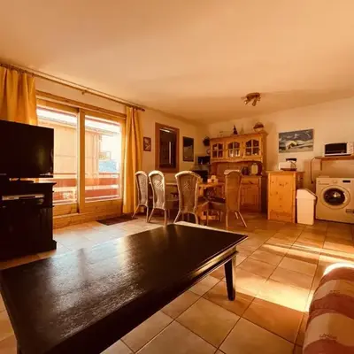 Appartement lumineux avec balcon