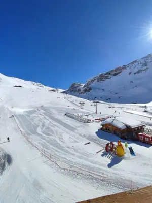 L'établissement BOR54 - Joli T3 lumineux 6pers, skis au pieds en hiver