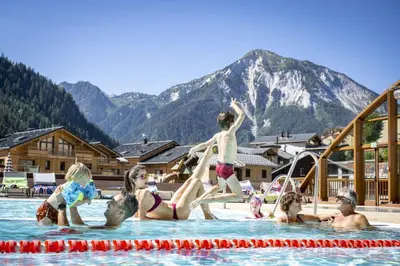 Vue générale sur la montagne ou vue sur la montagne depuis l'appartement