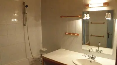 Salle de bains dans l'établissement Chalet Les Eterlous