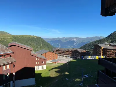 Vue générale sur la montagne ou vue sur la montagne depuis l'appartement