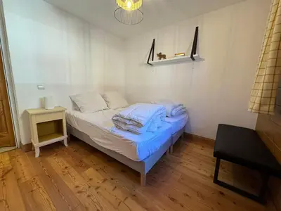 Un ou plusieurs lits dans un hébergement de l'établissement Fermes St Foy F6 - Charmant 3 pièces, ski au pied - St Foy Tarentaise