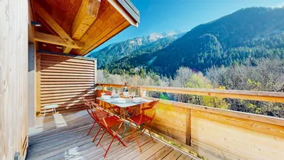 Vue générale sur la montagne ou vue sur la montagne depuis l'appartement