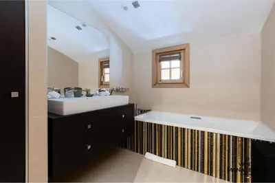 Salle de bains dans l'établissement Chalet Licorne Des Neiges - Somptueux chalet sur les hauteurs du Belvédère MAE-3934