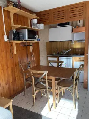 Cuisine ou kitchenette dans l'établissement SLA 203-Familial, 2 pièces pour 4pers
