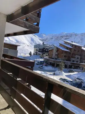 Vue générale sur la montagne ou vue sur la montagne depuis l'appartement