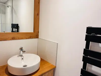 Plan de l'établissement Appartement neuf avec terrasse sud, parking privatif, 3 pièces, 6 pers - FR-1-464-235