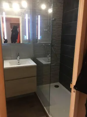 Salle de bains dans l'établissement SLA107 - Apt lumineux 4pers vue lac Tignes