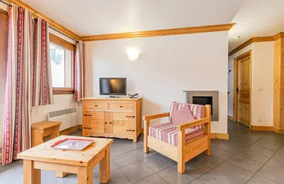 Télévision ou salle de divertissement dans l'établissement Résidence Le Criterium - Résidence Le Critérium 3 Chalet C Appartement 4 MAE-4481
