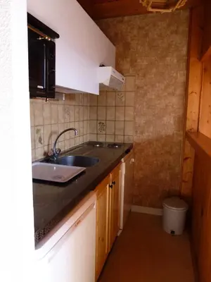 Cuisine ou kitchenette dans l'établissement Résidence Parrachee - 2 Pièces pour 5 Personnes MAE-4621