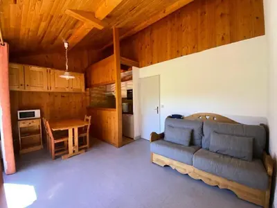 Cuisine ou kitchenette dans l'établissement Résidence Parrachee - 2 Pièces pour 5 Personnes MAE-4631