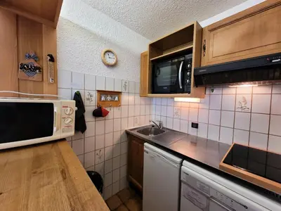 Cuisine ou kitchenette dans l'établissement Résidence Albaron - Studio coin montagne - 4 personnes MAE-4711