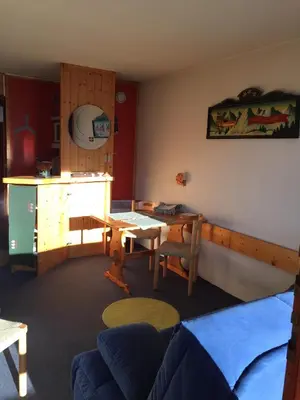 Coin salon dans l'établissement Nice Flat Le Varet Arcs 2000