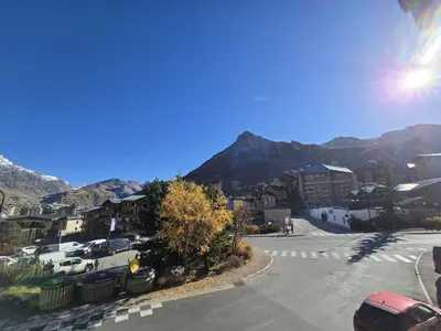 Vue générale sur la montagne ou vue sur la montagne depuis l'appartement