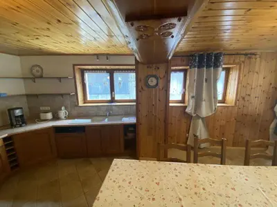 Cuisine ou kitchenette dans l'établissement Eric 1