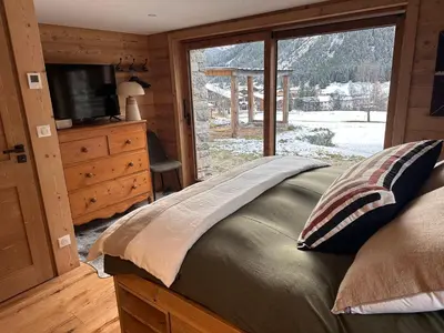 Un ou plusieurs lits dans un hébergement de l'établissement Somptueux appartement neuf, jardin sud, parking privé - FR-1-464-243