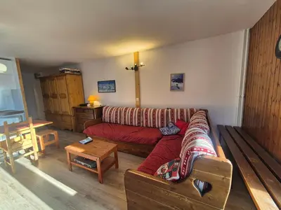Coin salon dans l'établissement Appartement confortable Tignes Val Claret, 5 pers, proche pistes - FR-1-502-593
