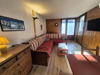 Télévision ou salle de divertissement dans l'établissement Résidence Grandes Platieres 2 - Appartement lumineux · Proche pistes et commerces MAE-1761