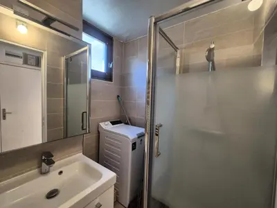 Salle de bains dans l'établissement Résidence Grandes Platieres 2 - Appartement lumineux · Proche pistes et commerces MAE-1761